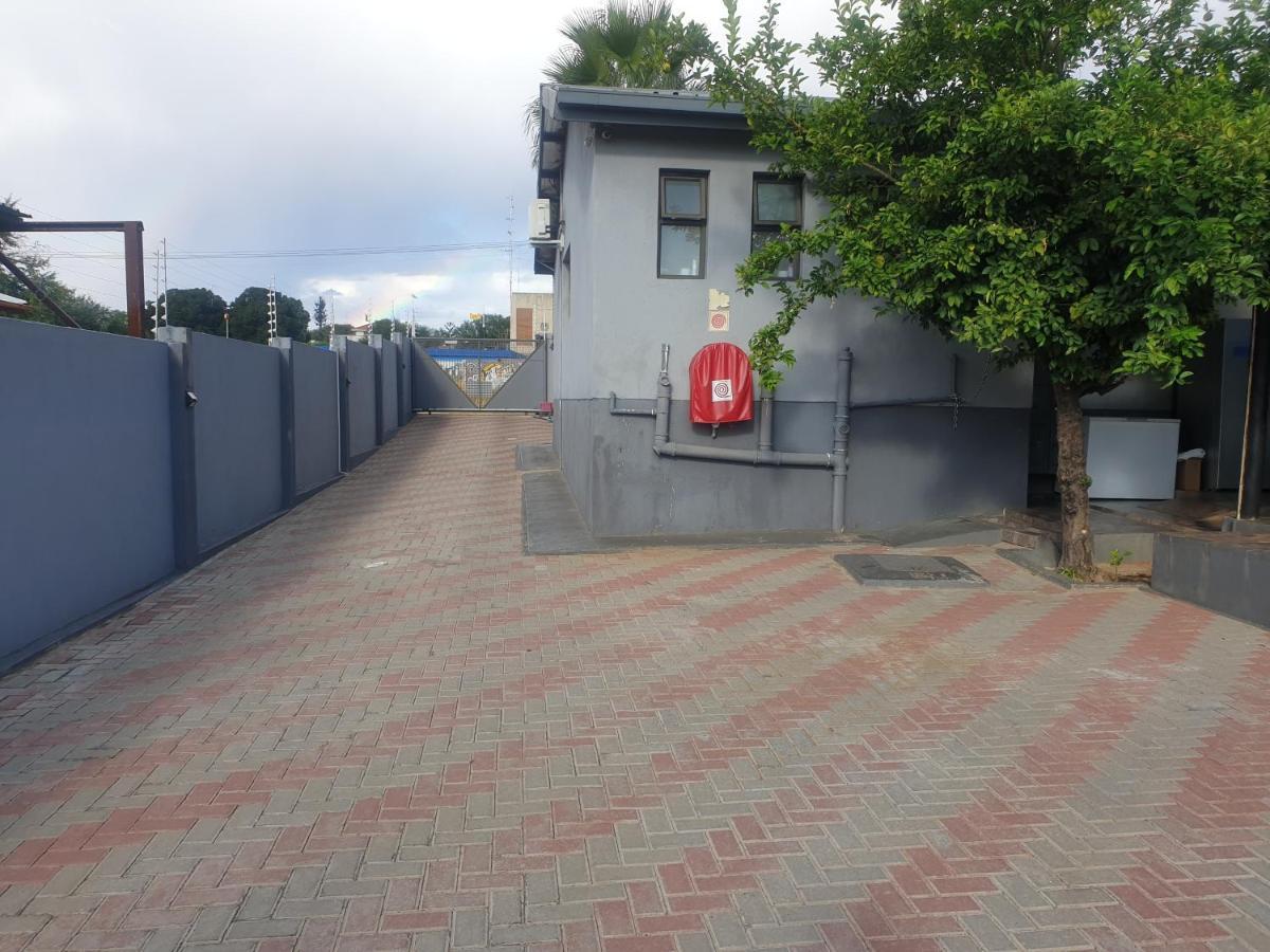 World Sossego Guest House Windhoek Exterior photo